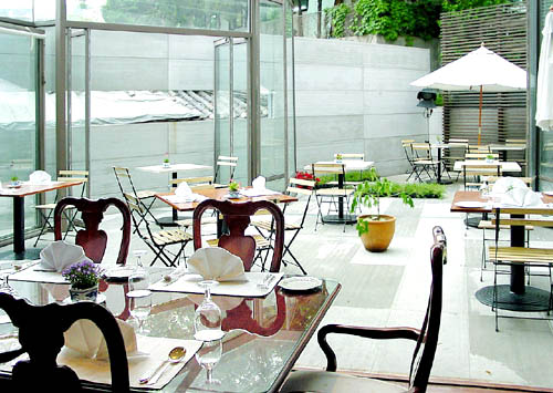  Residence 